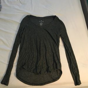 AMERICAN EAGLE LONG SLEEVE